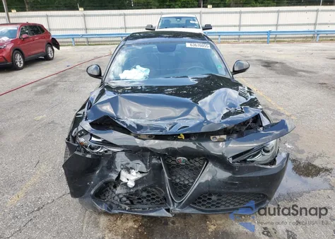 2019 Alfa Romeo Giulia Ti z USA, uszkodzony, nr VIN ZARFAMBN2K7612255